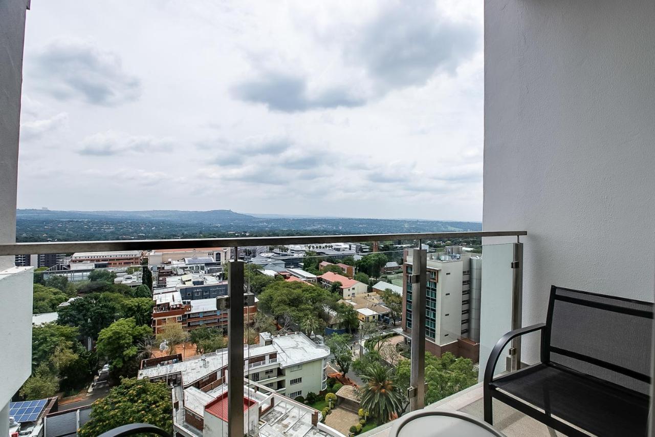 The Serviced Apartment Collection At The Tyrwhitt Rosebank Johannesburg Exterior foto