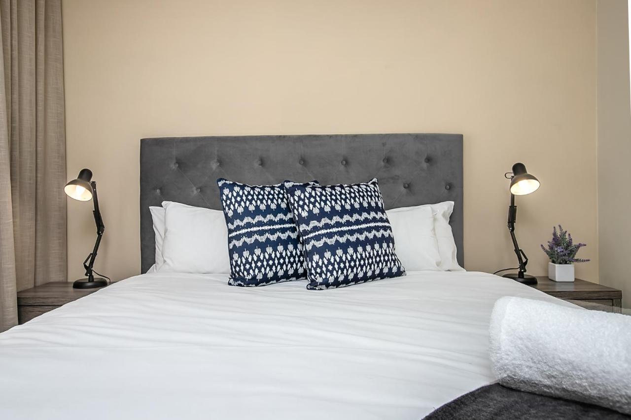 The Serviced Apartment Collection At The Tyrwhitt Rosebank Johannesburg Exterior foto