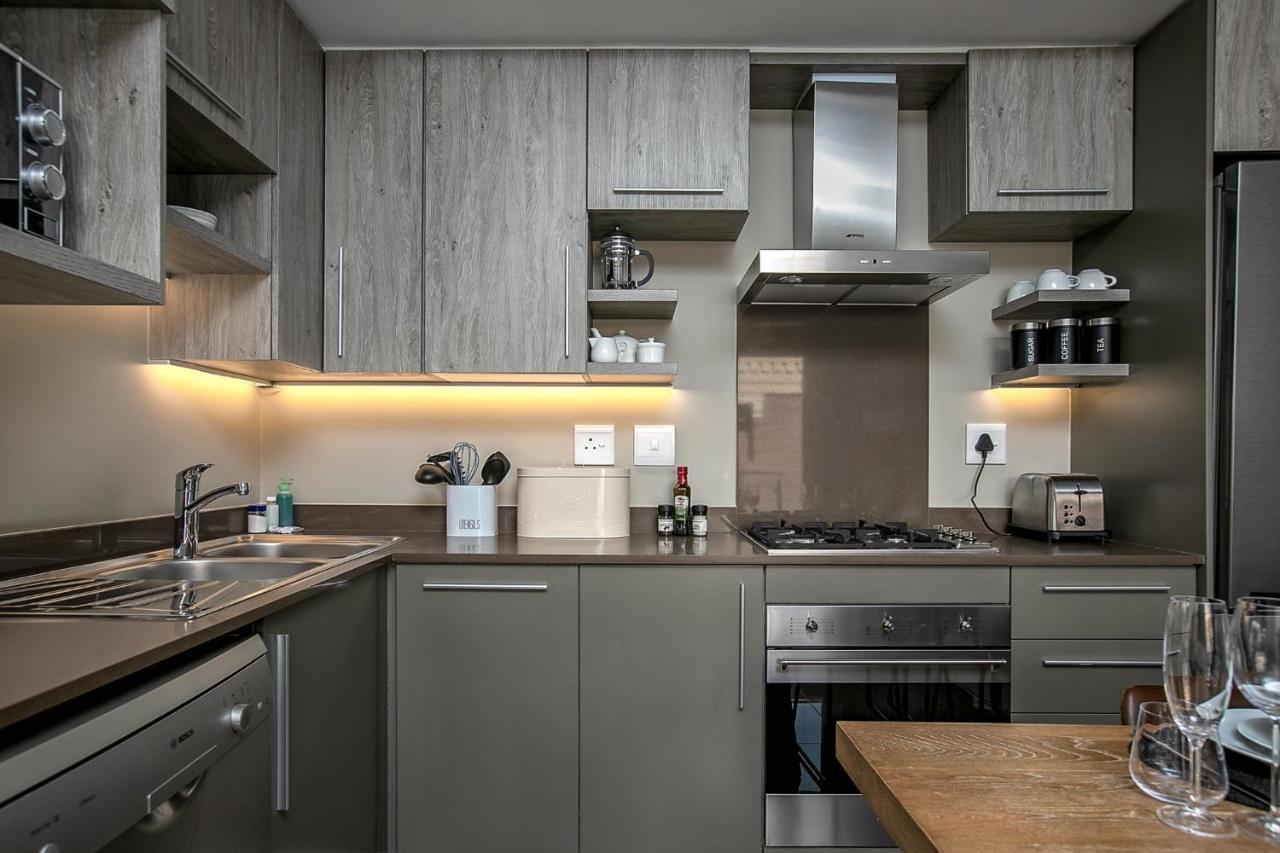 The Serviced Apartment Collection At The Tyrwhitt Rosebank Johannesburg Exterior foto